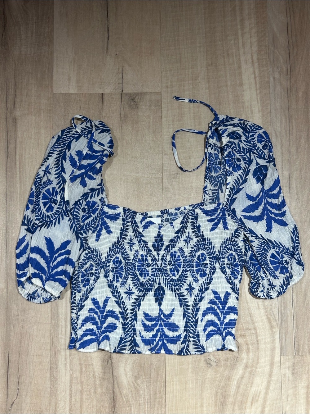 H&M Blue & White Printed Smocked Crop Top